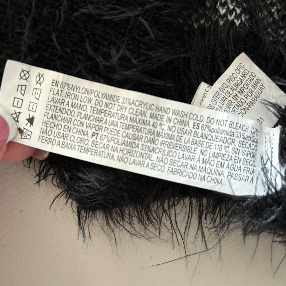 Forever 21 Women's Fuzzy Knit Houndstooth Cardigan Sweater‎ Medium - Picture 5 of 10